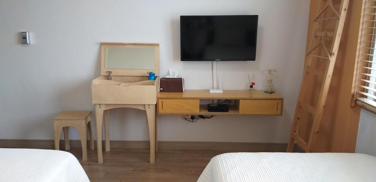Moon Forest Guesthouse جيجو المظهر الخارجي الصورة