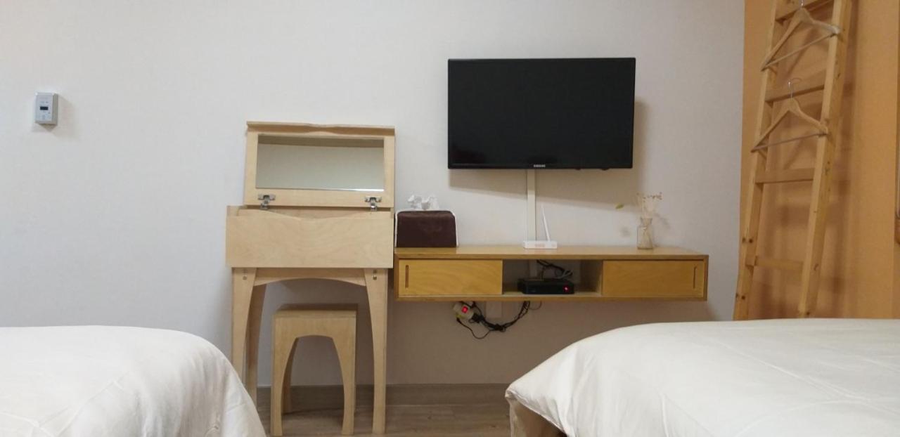 Moon Forest Guesthouse جيجو المظهر الخارجي الصورة
