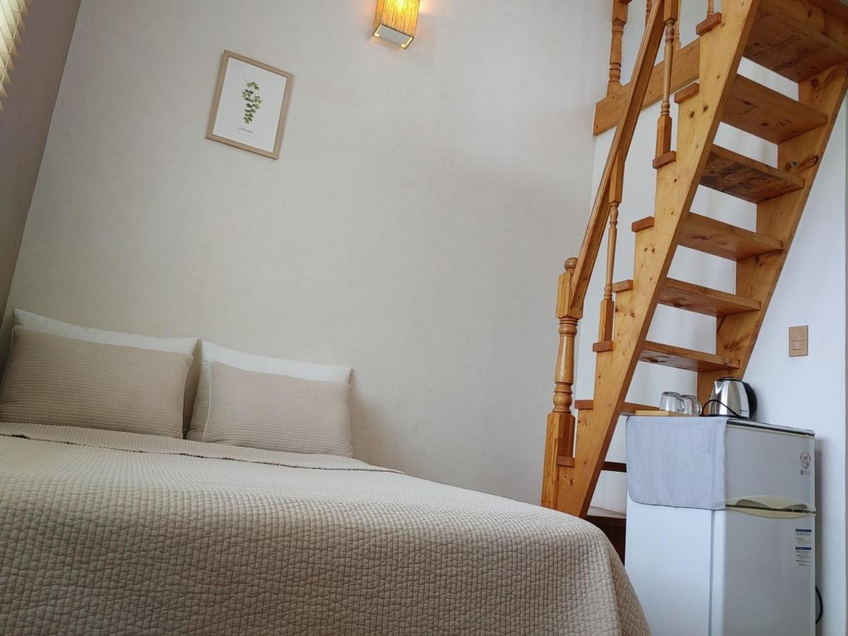 Moon Forest Guesthouse جيجو المظهر الخارجي الصورة