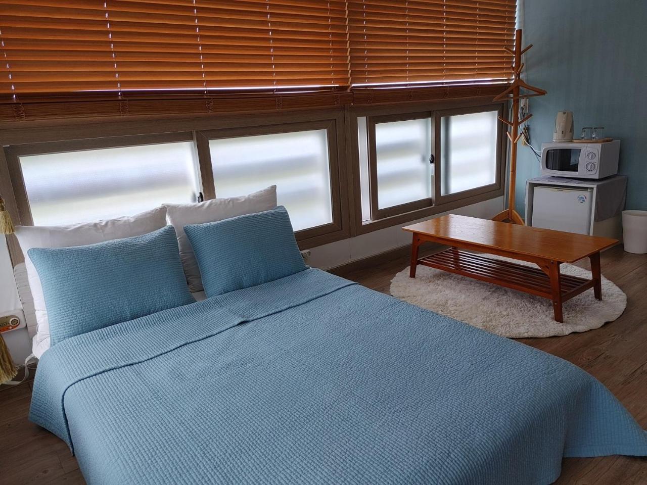 Moon Forest Guesthouse جيجو المظهر الخارجي الصورة